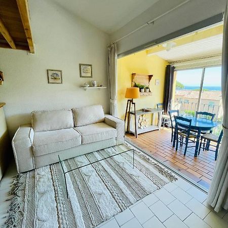 Bel Appartement Avec Mezzanine, Vue Mer Et Piscine 코골렝 외부 사진