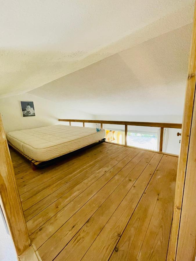 Bel Appartement Avec Mezzanine, Vue Mer Et Piscine 코골렝 외부 사진