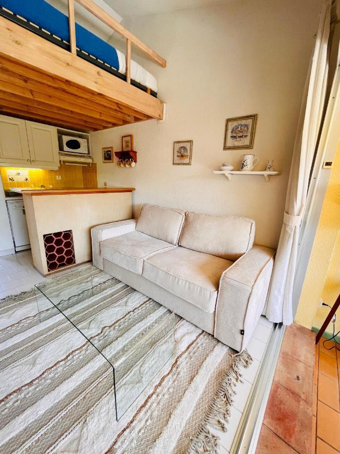 Bel Appartement Avec Mezzanine, Vue Mer Et Piscine 코골렝 외부 사진