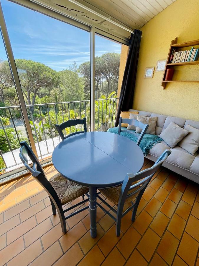 Bel Appartement Avec Mezzanine, Vue Mer Et Piscine 코골렝 외부 사진